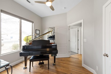 Great newer build in the very desirable Bloomington Hills North on St. George Golf Course in Utah - for sale on GolfHomes.com, golf home, golf lot