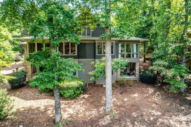 Don't miss this one of kind National Village II Townhome in on Reynolds Lake Oconee - The Oconee in Georgia - for sale on GolfHomes.com, golf home, golf lot