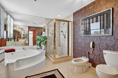 Experience the luxury of this spacious 3bed/2.5bath condo in on Boca Pointe Country Club in Florida - for sale on GolfHomes.com, golf home, golf lot