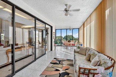 Experience the luxury of this spacious 3bed/2.5bath condo in on Boca Pointe Country Club in Florida - for sale on GolfHomes.com, golf home, golf lot