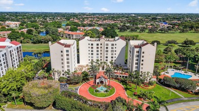 Experience the luxury of this spacious 3bed/2.5bath condo in on Boca Pointe Country Club in Florida - for sale on GolfHomes.com, golf home, golf lot