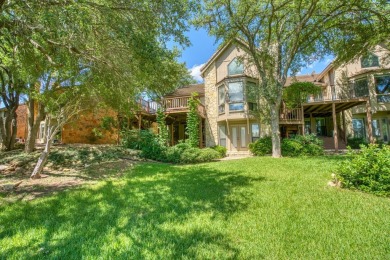 Large golf course townhouse on #17 green of Apple Rock Golf on Ram Rock Golf Course in Texas - for sale on GolfHomes.com, golf home, golf lot