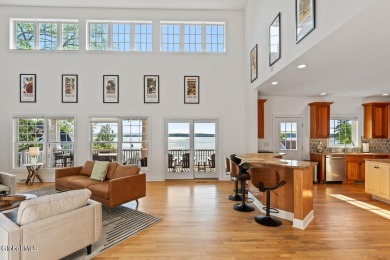 Sartoga Lake: Turn-key  rental sold fully furnished with on Saratoga Lake Golf Club Inc. in New York - for sale on GolfHomes.com, golf home, golf lot