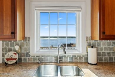 Sartoga Lake: Turn-key  rental sold fully furnished with on Saratoga Lake Golf Club Inc. in New York - for sale on GolfHomes.com, golf home, golf lot