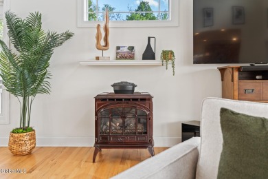 Sartoga Lake: Turn-key  rental sold fully furnished with on Saratoga Lake Golf Club Inc. in New York - for sale on GolfHomes.com, golf home, golf lot