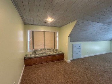 If plenty of space is what you are looking for, this impressive on Rolling Hills Country Club in Arkansas - for sale on GolfHomes.com, golf home, golf lot