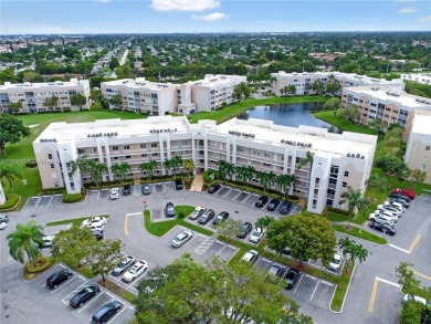 Beautifully renovated apartment seamlessly blends modern designs on Sunrise Lakes Phase IV Golf Course in Florida - for sale on GolfHomes.com, golf home, golf lot