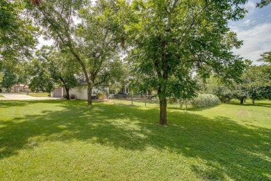 This is the BEST VALUE in Pecan Plantation! Updated 3-2-2 and on Pecan Plantation Country Club in Texas - for sale on GolfHomes.com, golf home, golf lot