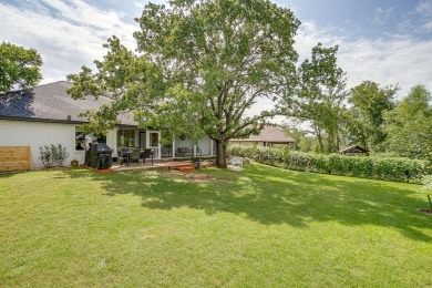 This is the BEST VALUE in Pecan Plantation! Updated 3-2-2 and on Pecan Plantation Country Club in Texas - for sale on GolfHomes.com, golf home, golf lot