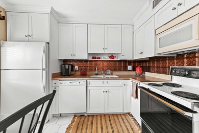 Experience the ultimate Florida lifestyle in this expansive on Fountains Golf and Country Club in Florida - for sale on GolfHomes.com, golf home, golf lot