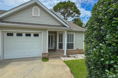 Beautiful 3BR/2.5BA end-unit townhome in the desirable Tiger on Tiger Point Golf and Country Club in Florida - for sale on GolfHomes.com, golf home, golf lot