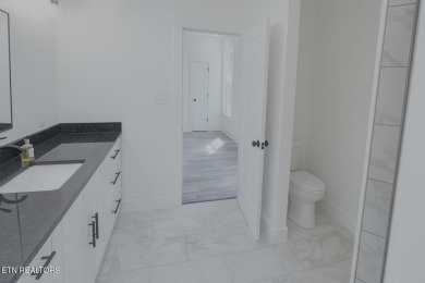 Tellico Village Living - Brand New Craftsman Home with Bonus on Toqua Golf Course - Loudon County in Tennessee - for sale on GolfHomes.com, golf home, golf lot