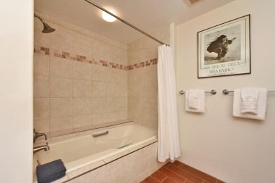 Price to Sell!!  Welcome to Kaanapali Royal...your opportunity on Kaanapali Golf Courses in Hawaii - for sale on GolfHomes.com, golf home, golf lot