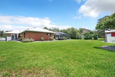 ++ Totally Upgraded Pool Home ++  Located on a large 0.57 acre on Golf Hammock Country Club in Florida - for sale on GolfHomes.com, golf home, golf lot