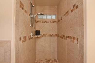 Price to Sell!!  Welcome to Kaanapali Royal...your opportunity on Kaanapali Golf Courses in Hawaii - for sale on GolfHomes.com, golf home, golf lot