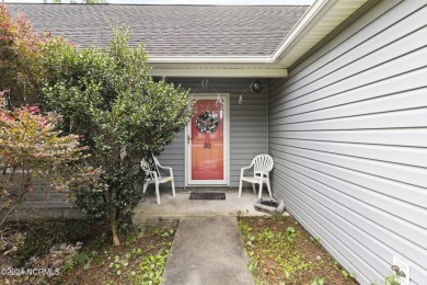 Located in desirable Boiling Spring Lakes, this three bedroom on The Lakes Country Club in North Carolina - for sale on GolfHomes.com, golf home, golf lot