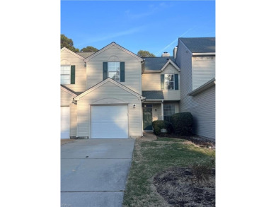 Charming 3-bedroom, 1.5-bathroom water view townhouse in the on Kiln Creek Golf and Country Club in Virginia - for sale on GolfHomes.com, golf home, golf lot