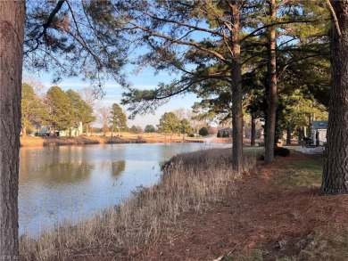 Charming 3-bedroom, 1.5-bathroom water view townhouse in the on Kiln Creek Golf and Country Club in Virginia - for sale on GolfHomes.com, golf home, golf lot