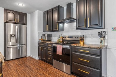 Nestled on a spacious corner lot in a quiet cul-de-sac, this on Wright Park Municipal Golf Course in Texas - for sale on GolfHomes.com, golf home, golf lot