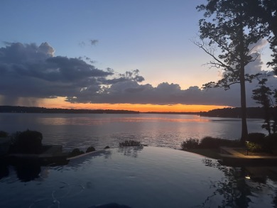 AN EXTRAORDINARY OPPORTUNITY TO HAVE LAKEFRONT LIVING AT ITS on Reynolds Lake Oconee - The Landing in Georgia - for sale on GolfHomes.com, golf home, golf lot