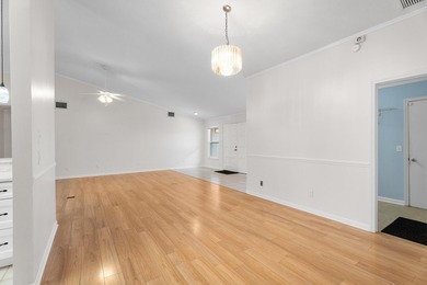 Immaculate 3 bedroom, 2 bath home in the desirable Lexington on Heritage Ridge Golf Club in Florida - for sale on GolfHomes.com, golf home, golf lot