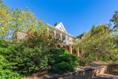 Custom home on the 11th hole of Tot Hill Farms! Upon entry you on Tot Hill Farm Golf Club in North Carolina - for sale on GolfHomes.com, golf home, golf lot