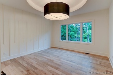 New Construction! This luxurious reverse  1.5 story 5 bedroom/3 on The Club At Porto Cima in Missouri - for sale on GolfHomes.com, golf home, golf lot