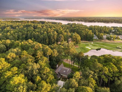 This beautifully maintained golf course home offers sweeping on Reynolds Lake Oconee - The Landing in Georgia - for sale on GolfHomes.com, golf home, golf lot