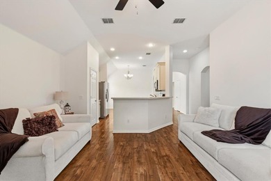 Beautifully Maintained Home on a Spacious Corner Lot in Heritage on Heritage Ranch Golf and Country Club in Texas - for sale on GolfHomes.com, golf home, golf lot