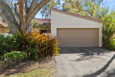 A Florida Dream Home!
Discover your slice of paradise in this on IMG Academies Golf and Country Club in Florida - for sale on GolfHomes.com, golf home, golf lot
