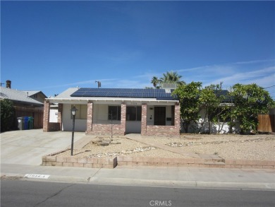 Good Location - Large 3 Bedroom, 2 Bath, 1302 Sq Ft and a Large on Palm Desert Country Club in California - for sale on GolfHomes.com, golf home, golf lot