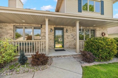 This stunning 4-bedroom, 2-story home is perfectly located just on High Cliff Golf Course in Wisconsin - for sale on GolfHomes.com, golf home, golf lot
