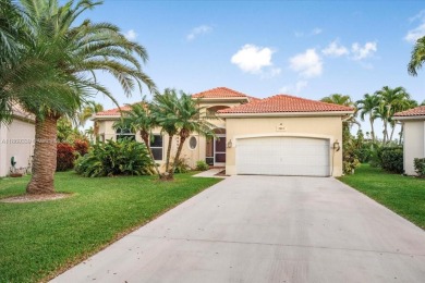 Beautiful Gated Community in Homestead in the Fairways Ways at on Keys Gate Golf Club in Florida - for sale on GolfHomes.com, golf home, golf lot
