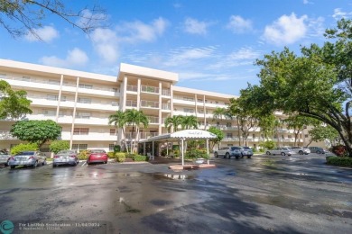 This Oaks Clubhouse Condo sought after *F* model has been on Palm-Aire Country Club and Resort - The Oaks in Florida - for sale on GolfHomes.com, golf home, golf lot