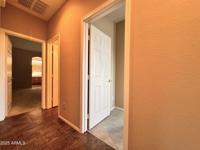 *Wonderfully Priced, Well Maintained Home in Oakwood * Wide on Oakwood Golf Club  in Arizona - for sale on GolfHomes.com, golf home, golf lot