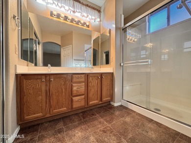 *Wonderfully Priced, Well Maintained Home in Oakwood * Wide on Oakwood Golf Club  in Arizona - for sale on GolfHomes.com, golf home, golf lot