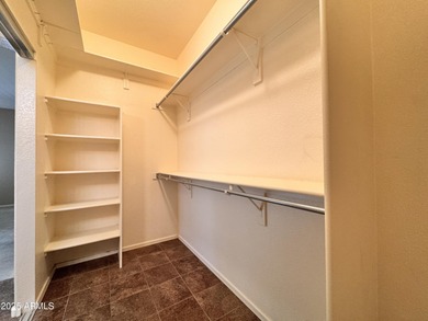 *Wonderfully Priced, Well Maintained Home in Oakwood * Wide on Oakwood Golf Club  in Arizona - for sale on GolfHomes.com, golf home, golf lot