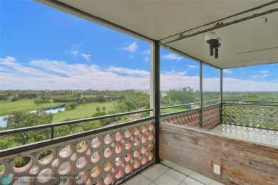 Fully renovated and updated 2 Bed, 2 Bath condo on the 8th floor on Inverrary Country Club in Florida - for sale on GolfHomes.com, golf home, golf lot