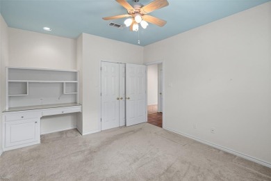 WELL MAINTAINED GOLF COURSE HOME near clubhouse in Pecan on Pecan Plantation Country Club in Texas - for sale on GolfHomes.com, golf home, golf lot