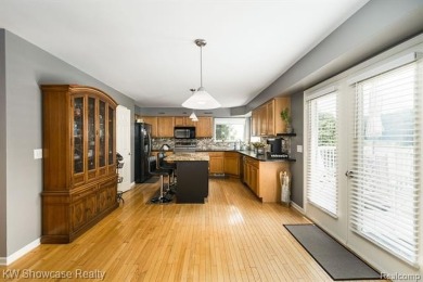 THIS IS THE ONE THAT YOU HAVE BEEN WAITING FOR!!  Gorgeous Home on Beacon Hill Golf Club in Michigan - for sale on GolfHomes.com, golf home, golf lot