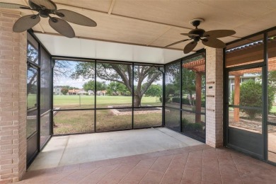 WELL MAINTAINED GOLF COURSE HOME near clubhouse in Pecan on Pecan Plantation Country Club in Texas - for sale on GolfHomes.com, golf home, golf lot