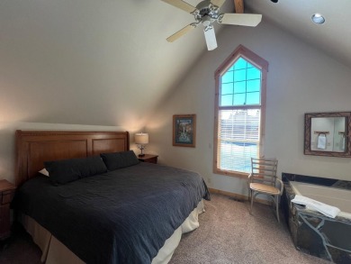 Beautifully located chalet on the RIdge Course in Eagle Crest on Eagle Crest Golf Resort - Resort Course in Oregon - for sale on GolfHomes.com, golf home, golf lot