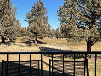 Beautifully located chalet on the RIdge Course in Eagle Crest on Eagle Crest Golf Resort - Resort Course in Oregon - for sale on GolfHomes.com, golf home, golf lot
