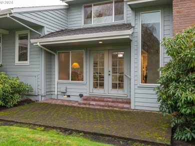 OPEN SUNDAY 12-2 - Don't miss this Bright & open three bedroom on Charbonneau Golf Club in Oregon - for sale on GolfHomes.com, golf home, golf lot