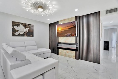 Beautifully updated GROUND FLOOR 2BD/2BA Kings Point condo on Kings Point Golf -Flanders Way in Florida - for sale on GolfHomes.com, golf home, golf lot