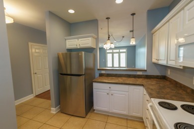 Waterfront on Lake Marion; a spacious, single level, 2BR/2BA on Santee-Cooper Country Club in South Carolina - for sale on GolfHomes.com, golf home, golf lot