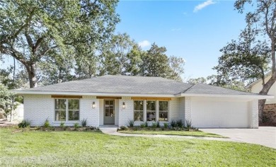 ***SELLER TO OFFER CONCESSION UP TO $10,000 TOWARDS RATE BUY on Beau Chene Country Club in Louisiana - for sale on GolfHomes.com, golf home, golf lot