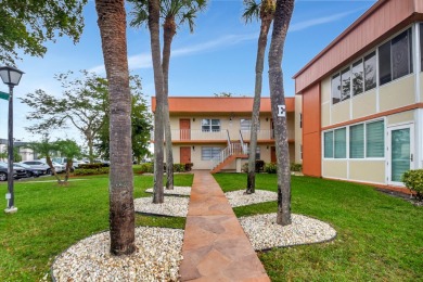 LIVE THE LIFE OF LUXURY IN KINGS POINT. STUNNING UPGRADES on Kings Point Golf -Flanders Way in Florida - for sale on GolfHomes.com, golf home, golf lot