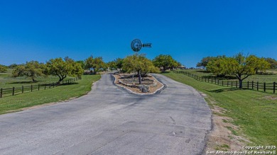 Welcome to 104 N Jerry Gray, a prime homesite located at the end on Vaaler Creek Golf Club in Texas - for sale on GolfHomes.com, golf home, golf lot