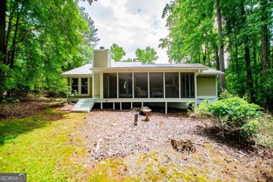 This 3-bedroom, 2-bathroom home offers modern comfort with a on Fairfield Plantation Golf and Country Club in Georgia - for sale on GolfHomes.com, golf home, golf lot